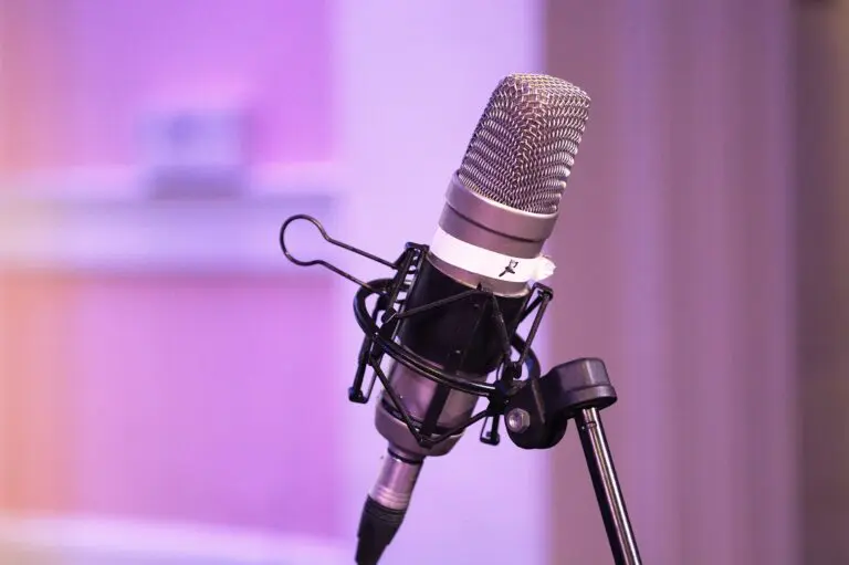 How to Start a Podcast (Step-by-Step Guide to Making Your First Show)