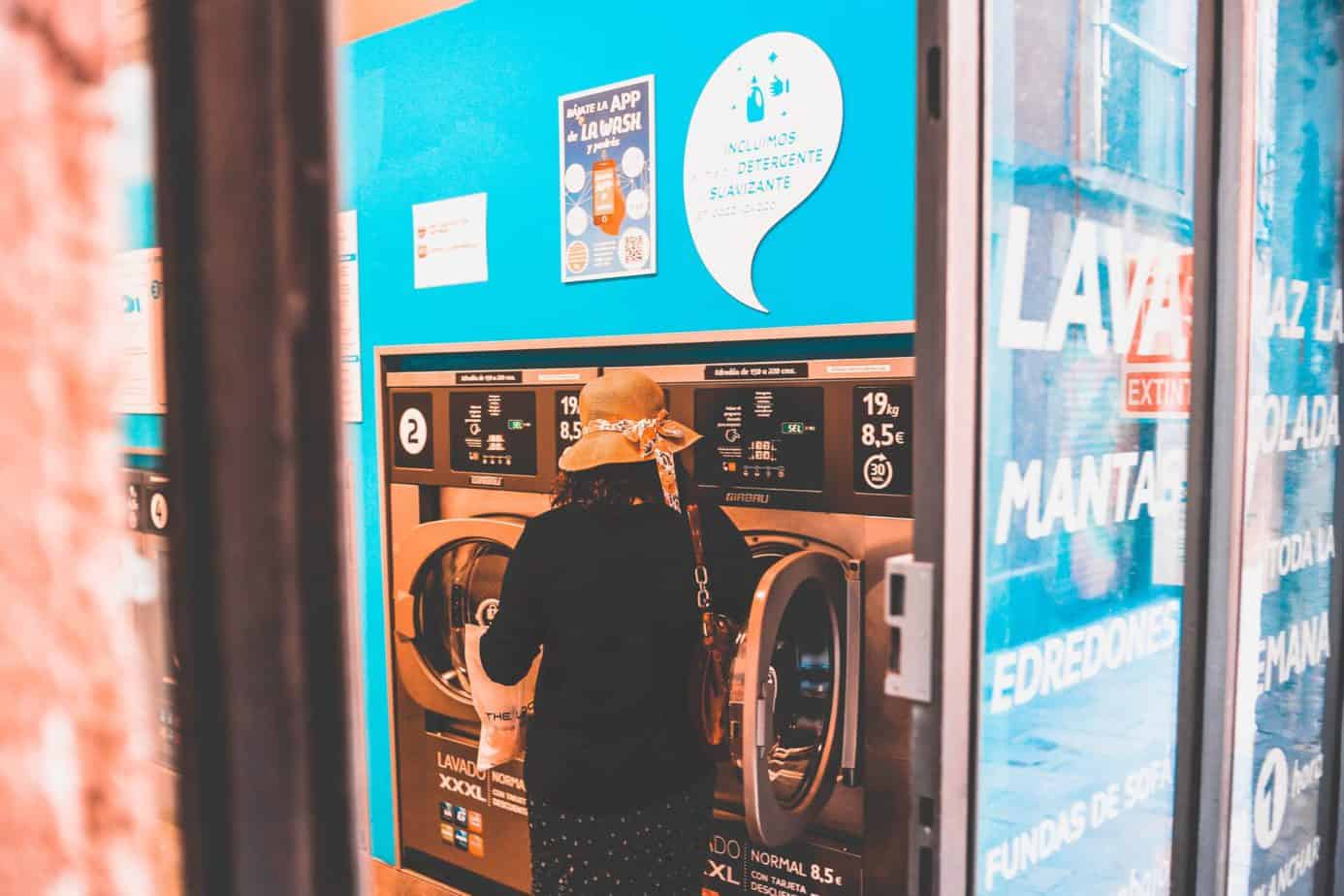 Laundromat Near Me? Find Clean, Safe & Affordable Laundromats